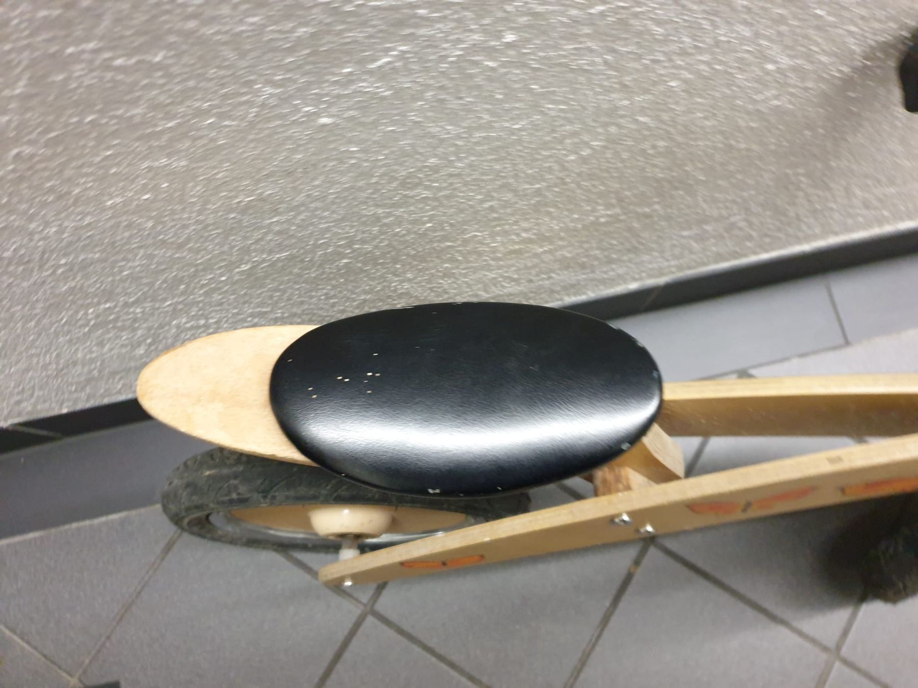 Veicoli per bambini: Laufrad aus Holz – Usato da Zürich venduto da sb_t28m 3