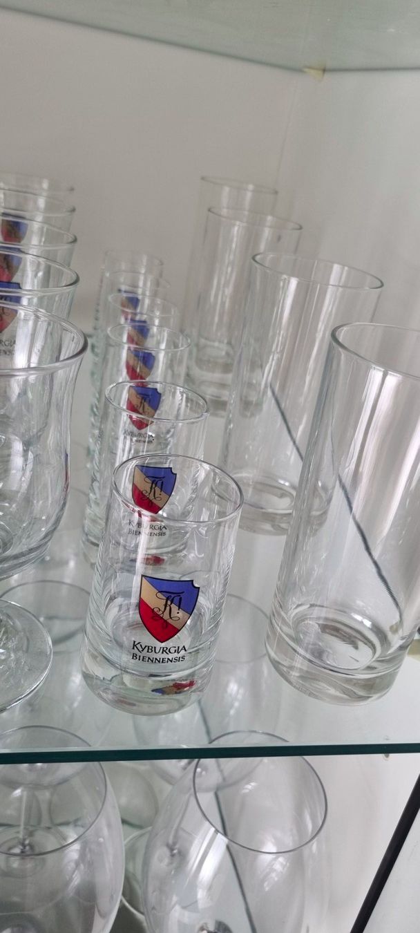 Gläser: Elegante Glas-Setze – Gebraucht aus Derendingen von Rider3
