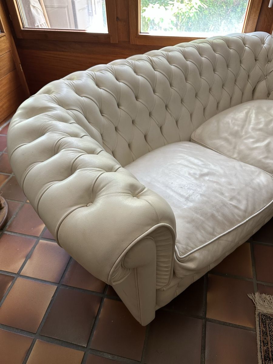 Divani: Chesterfield-Sofa, weiss, Leder – Usato da Gutenswil venduto da Dany2305 1