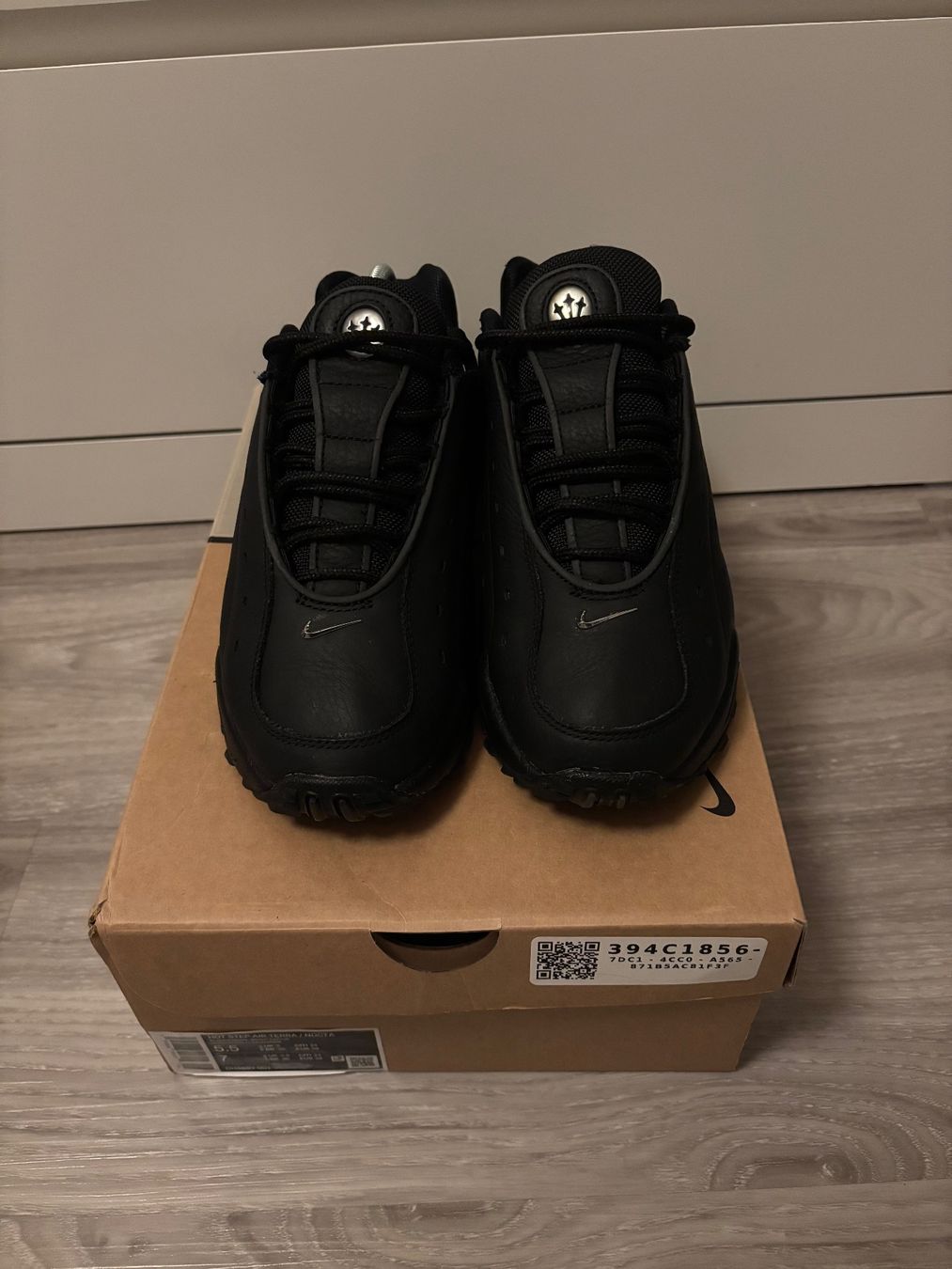 Nike Herrenschuhe: Nocta Triple Black Drake – Neu und originalverpackt aus Bevaix von sil_772n 3