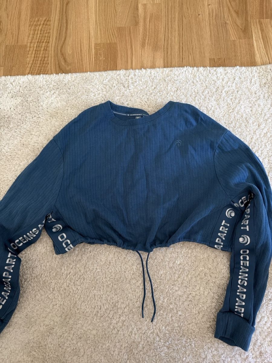 Maglioni & Felpe: Sweatshirt bleu femme taille L – Nuovo (secondo la descrizione) da Genève venduto da car_cq69