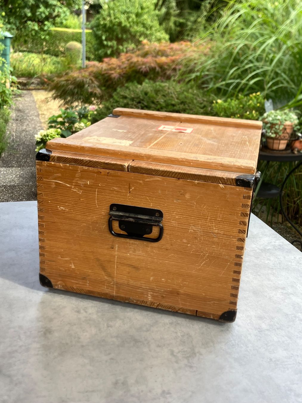Transportkisten: Holzkiste mit Griffen – Gebraucht aus Lyss von Punktum01 1