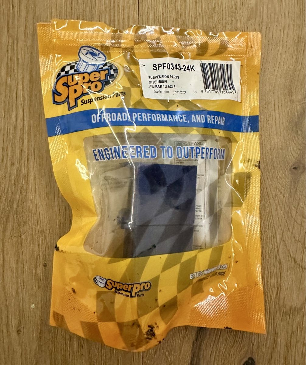 Tutti pezzi di ricambio auto: SuperPro Anti-Roll Bar Mount Bush Kit – Nuovo (secondo la descrizione) da Zermatt venduto da valkata332 2