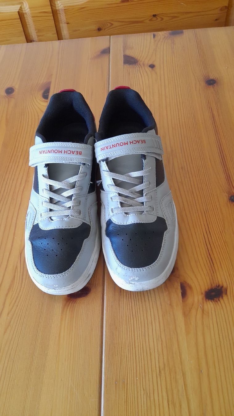 Scarpe da uomo: Schuhe Gr. 39 – Usato da Nesslau venduto da Churfirsten08 1