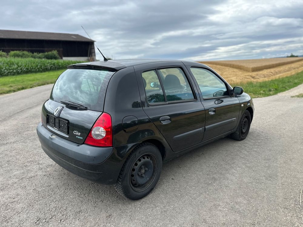 Renault Automobili: Renault Clio 1.4 16V MFK 01/2024 – Usato da Schlattingen venduto da zenunicommerce 2