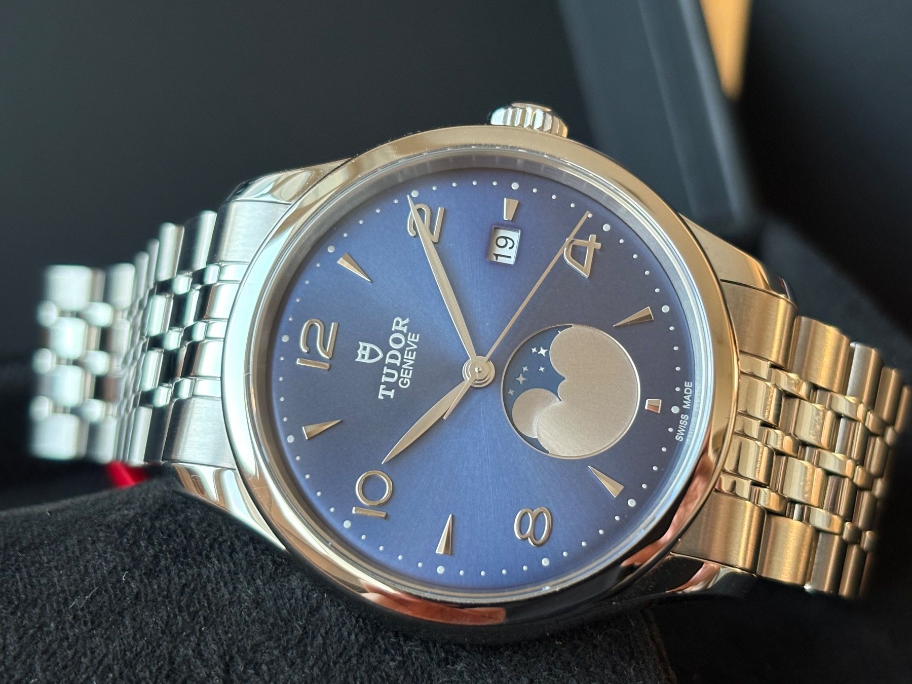 Tudor Uhren: TUDOR 1926 Luna Fullset mit Garantie – Gebraucht aus Birsfelden von Mynos 5
