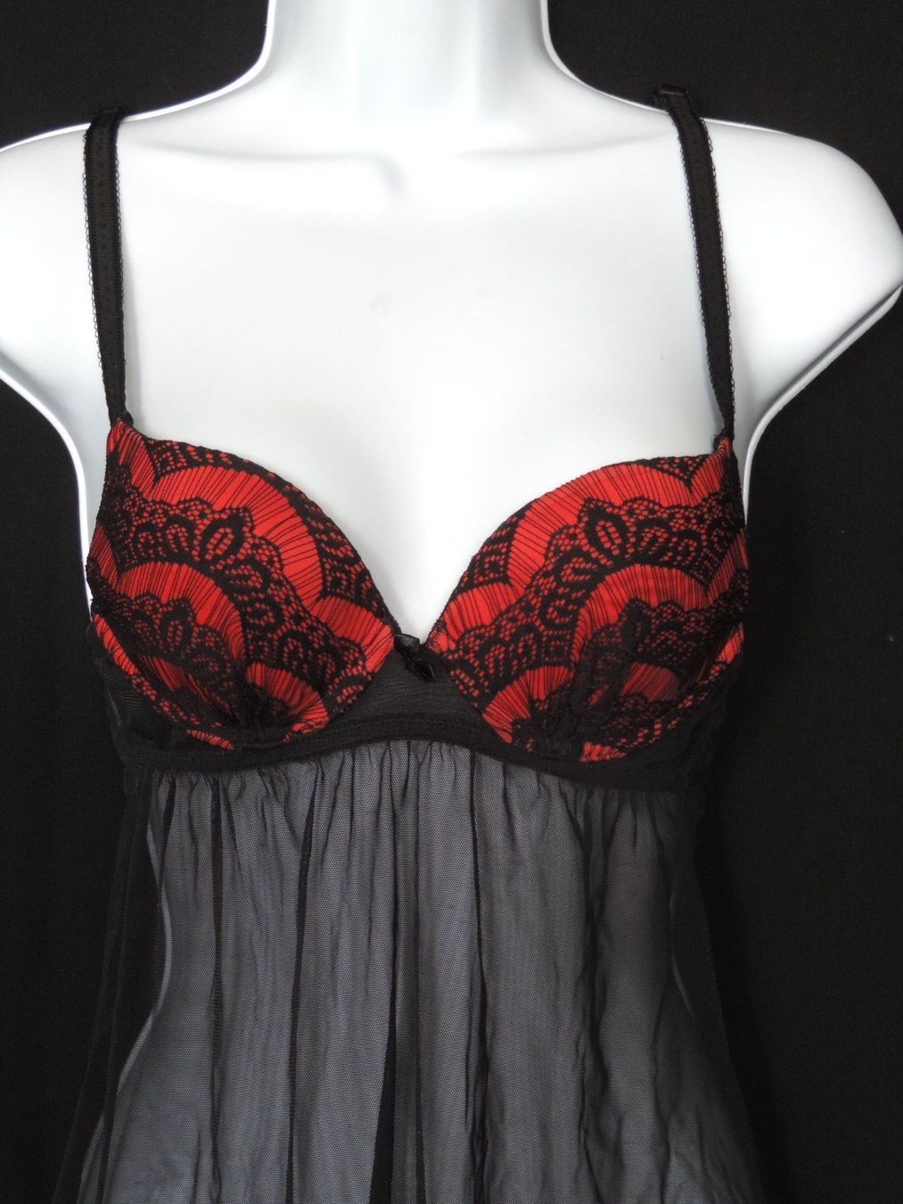 Sonstige Unterwäsche: nuisette noire rouge – Gebraucht aus Genève von Axelle333 5