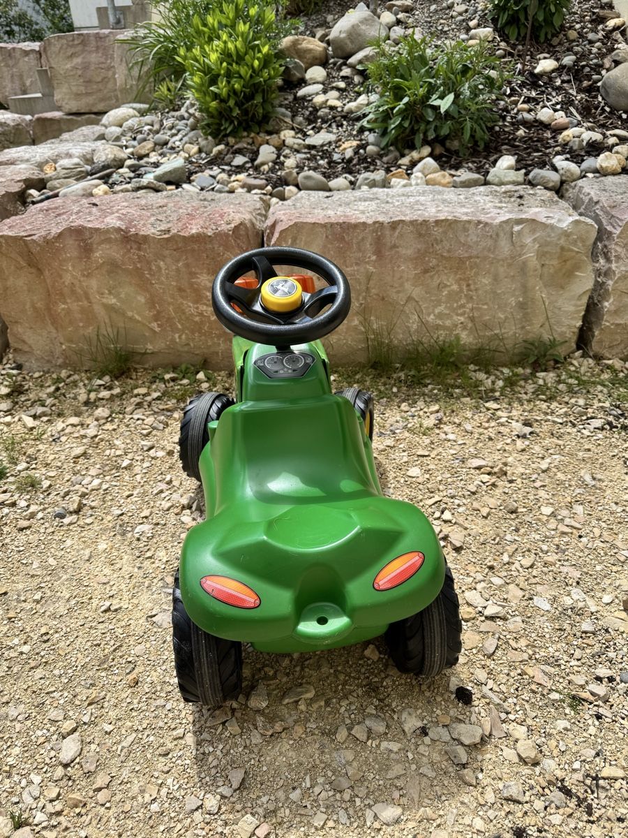 Giocattoli: John Deere Rutscher Traktor mit Licht – Usato da Dielsdorf venduto da NataliaKitsios 3