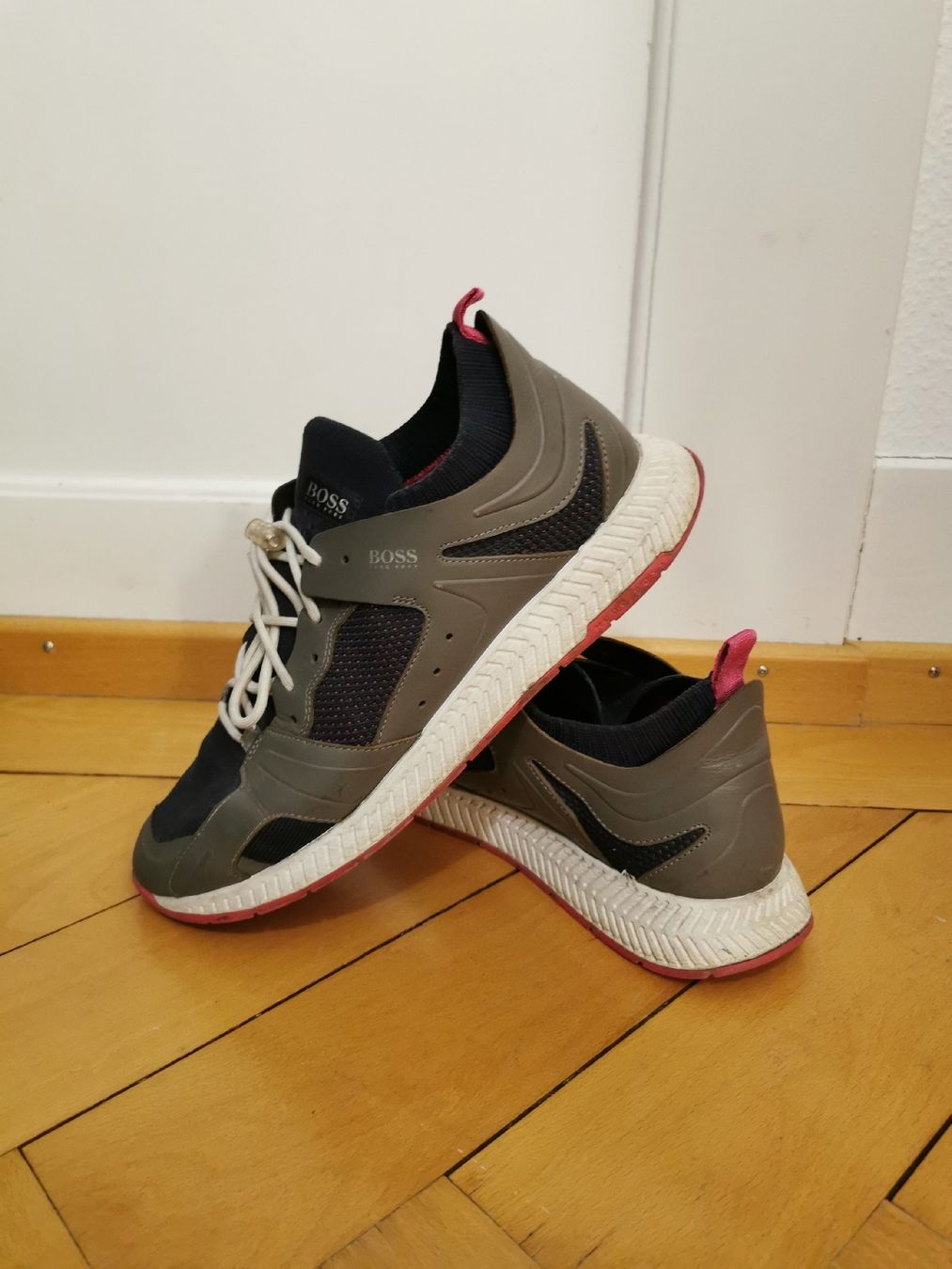 Hugo Boss Scarpe da uomo: Hugo Boss Schuh – Usato da Bern venduto da Libre_raria