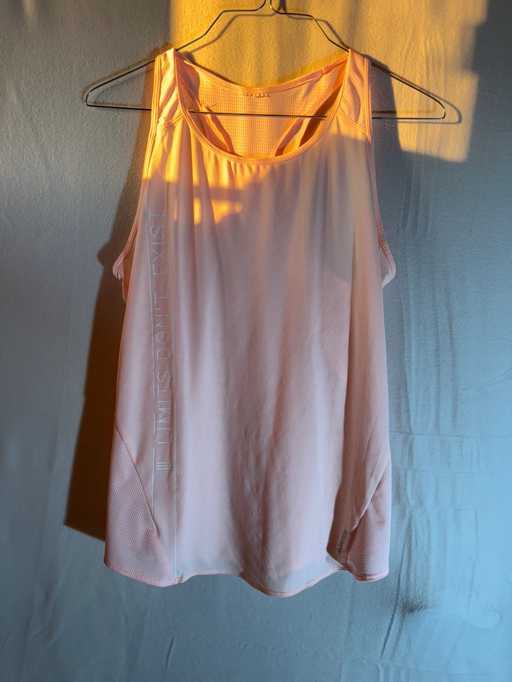 Top: Top von Domyos Gr M – Usato da Grosswangen venduto da SALE_SALE_SALE