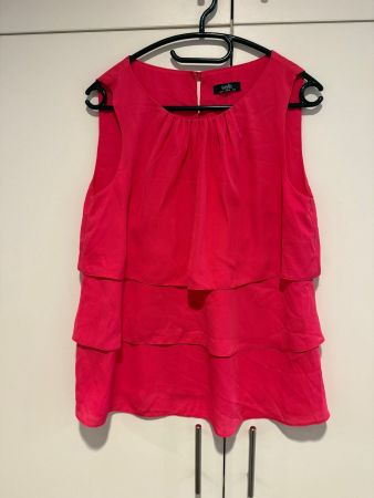 2 elegante Blusen ohne Arme ***NEU****🎀🤍