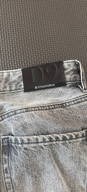Pantaloni: Stradivarius Hose – Usato da Oensingen venduto da luk_6wrk 3