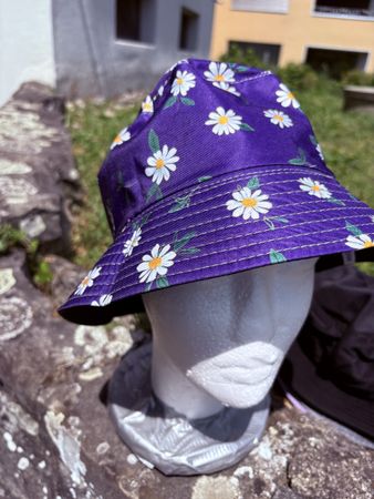 Fischerhut lila mit Blumenmuster Damen