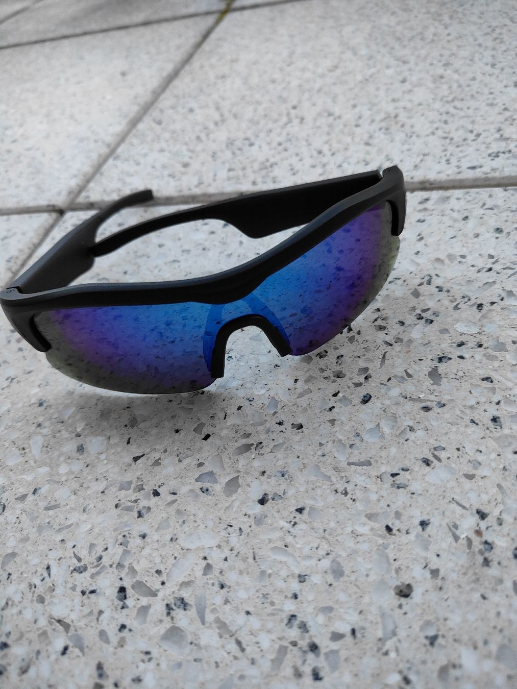 Occhiali & Lenti: Multifunktionale Bluetooth Brille – Nuovo e nell'imballaggio originale da Kriens venduto da Ivana4 1