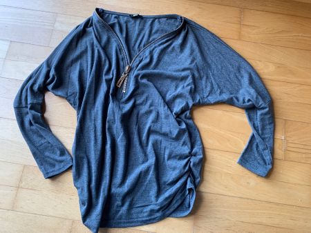 Langärmeliges Shirt mit Reißverschluss Gr. S