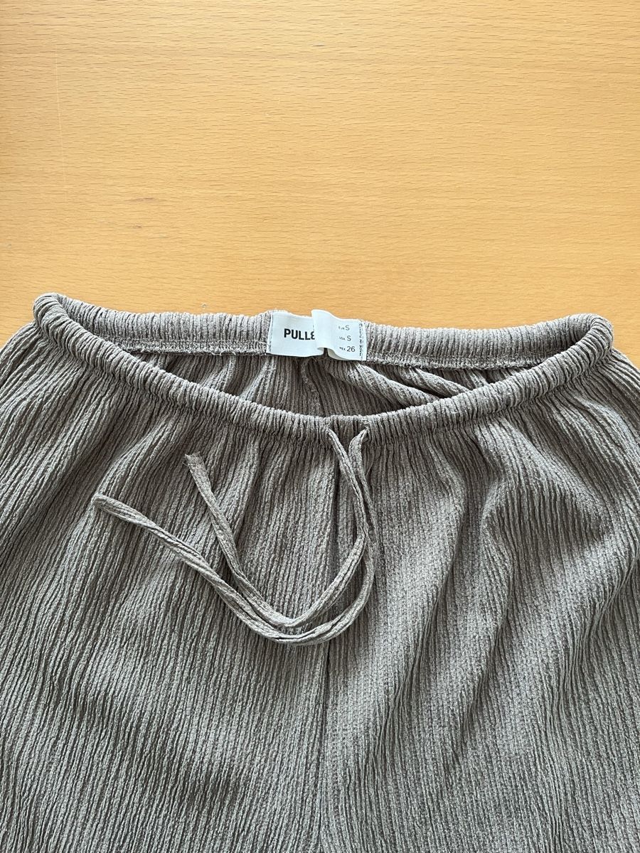 Pull&Bear Pantaloni: Stoffhose Pull&bear Gr. S – Usato da Zunzgen venduto da Snoops 1