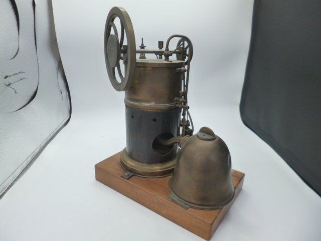 Kit di modellismo & Modellini statici: SELTENE ALTE DAMPFMASCHIENE – Usato da Adligenswil venduto da pagode64