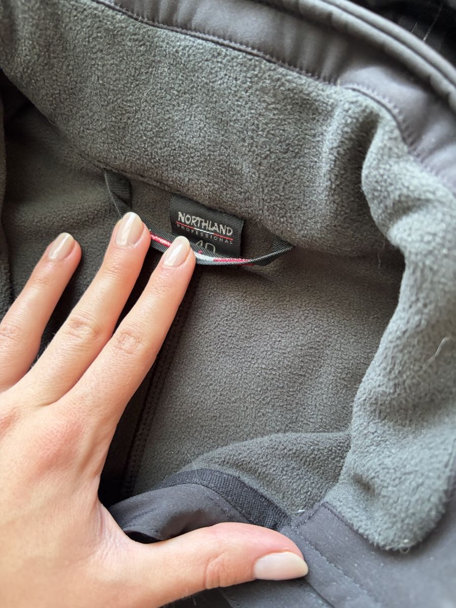 Giacche: Outdoor-Jacke – Usato da Kreuzlingen venduto da _Sophia_Beyeler_ 1