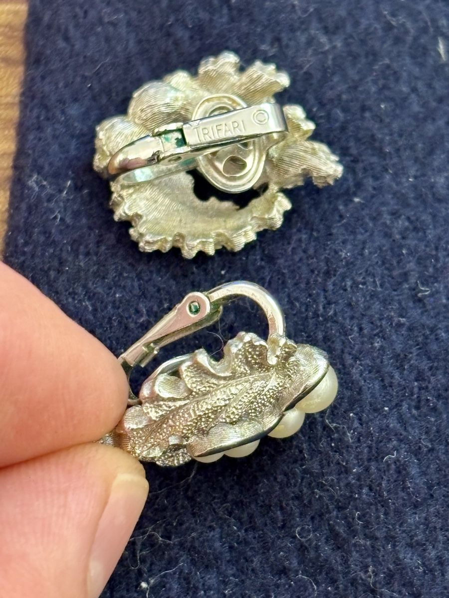 Sonstiger Schmuck: Set TRIFARI spilla e orecchini perle – Gebraucht aus Wallisellen von nick_1976blu 5