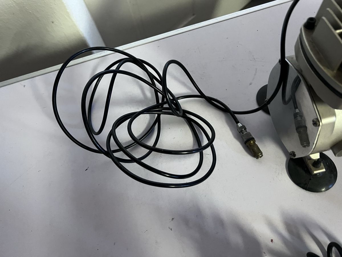 Compressori: Airbrush Kompressor (21) – Usato da Glattfelden venduto da maa_qcj8 5