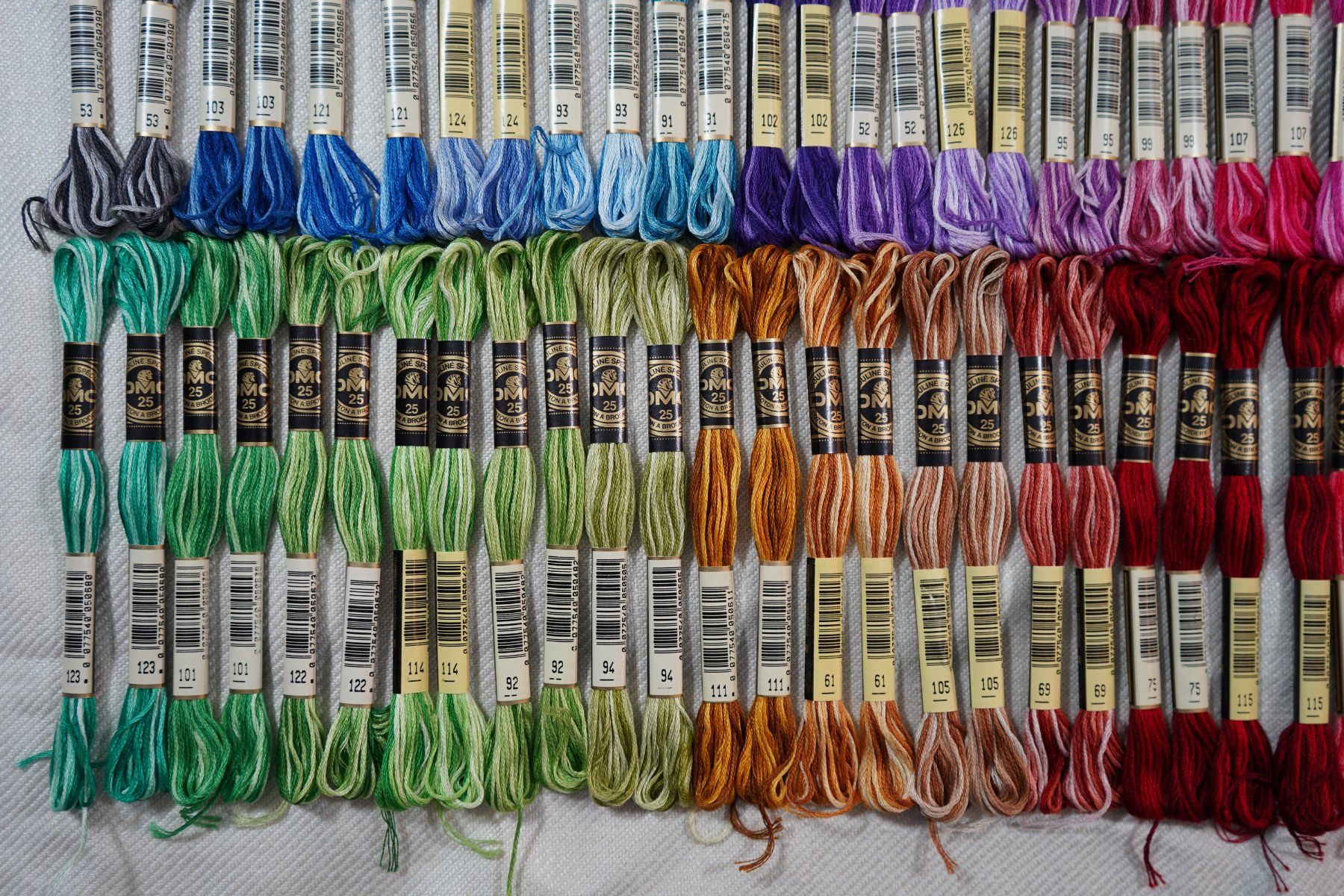 Cordicelle & Fili: 64 DMC Mouliné Spécial Multicolor Art 117 - LOSB2 – Nuovo e nell'imballaggio originale da Mels venduto da DACRI 6