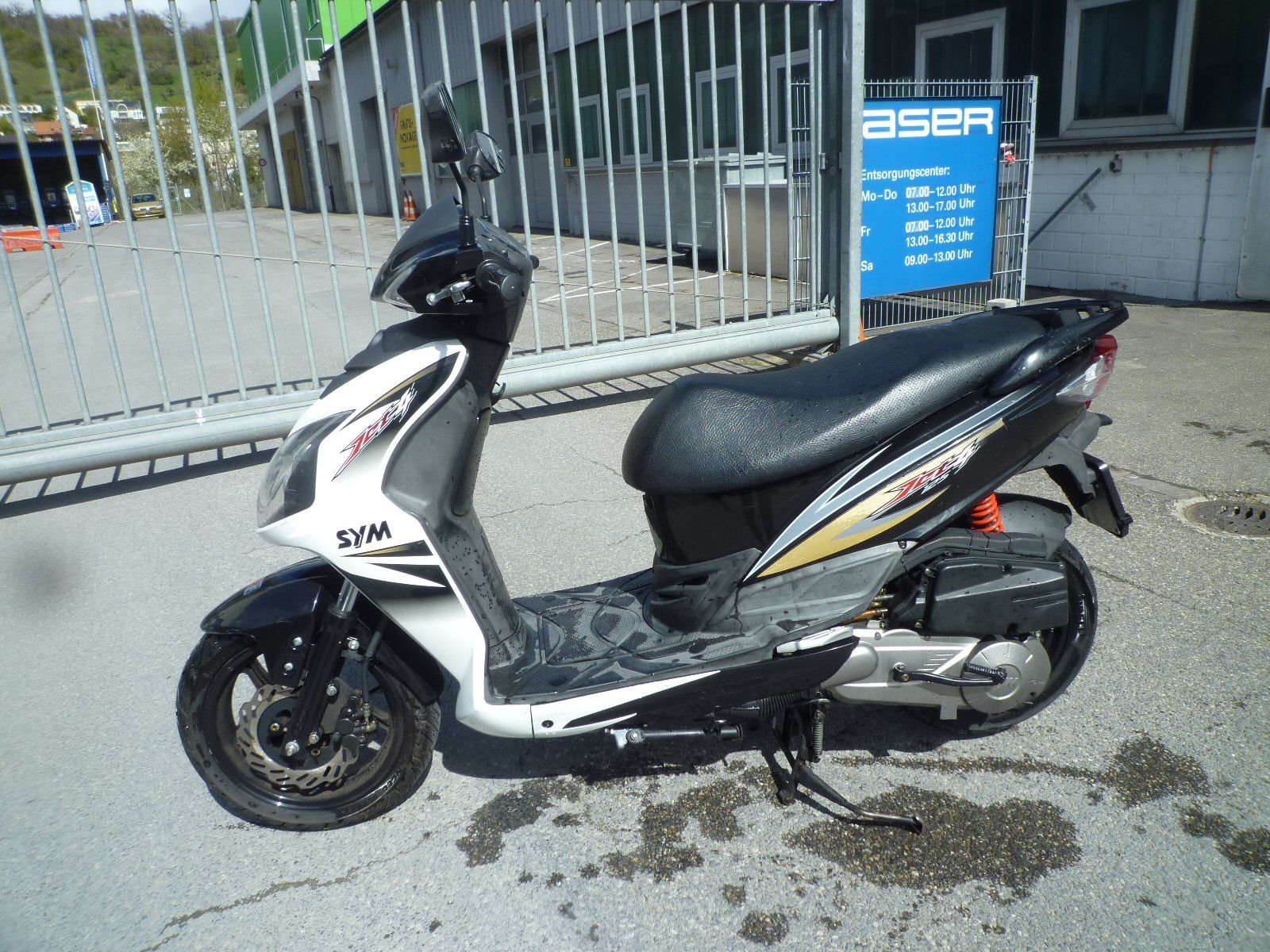 Sym Scooters: Sym Jet 4 125 – Defekt aus Sissach von Gruetter-Moto-Center 2