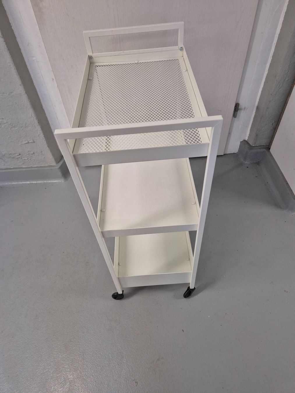 Ikea Carrelli di servizio: Servierwagen weiss IKEA – Usato da Dietikon venduto da grafad 3