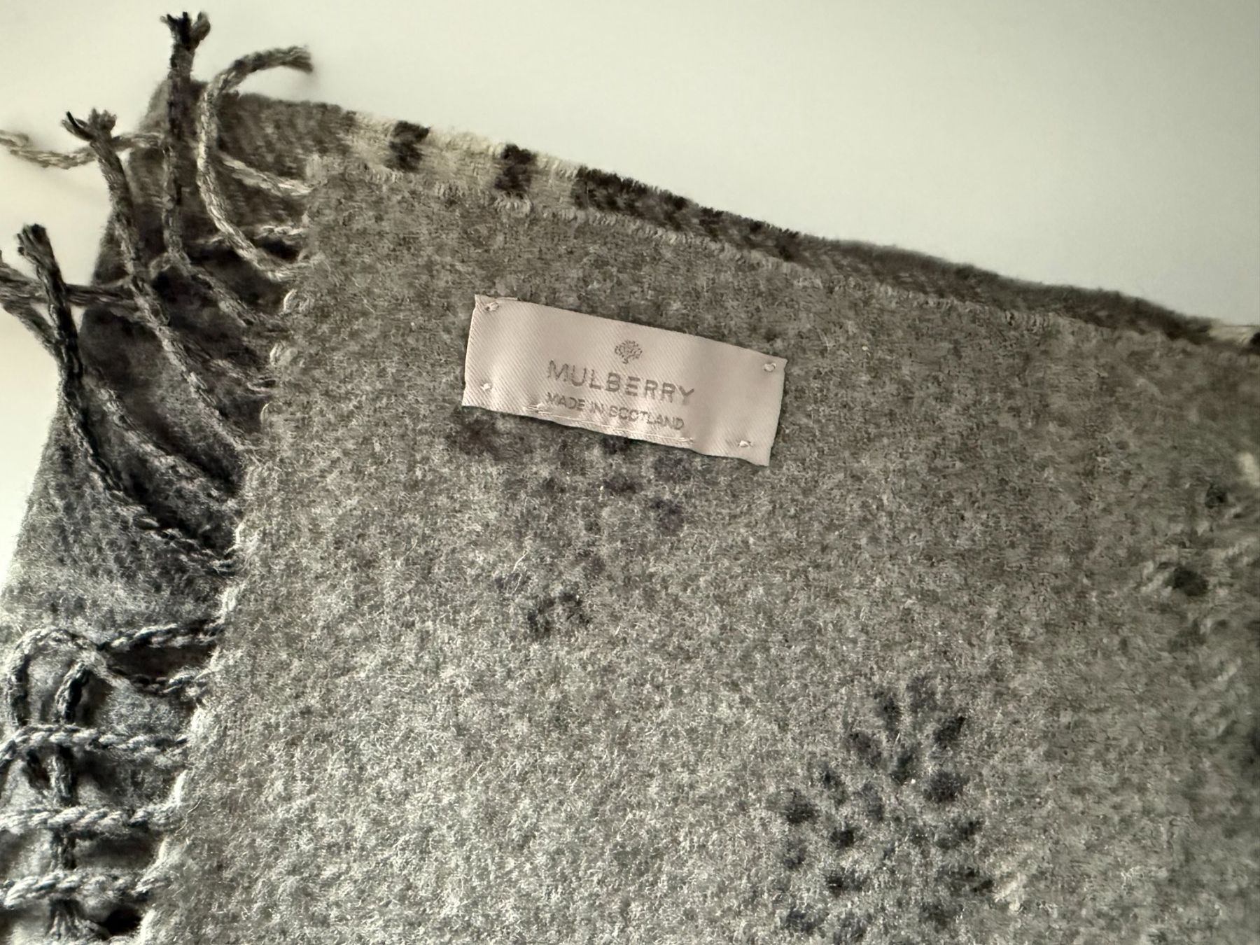 Mulberry Foulards & écharpes: Mulberry Schal – D'occasion à Horgen par tsp_qr5b 1