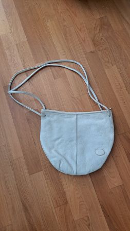 sac en cuir blanc des années 70