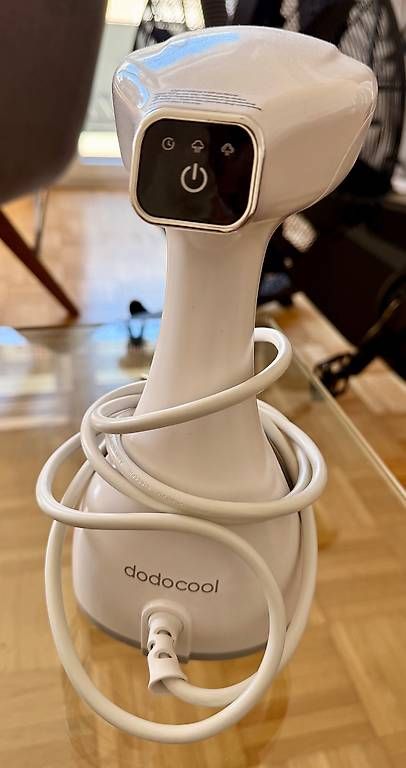 Fers à repasser: dodocool Dampfglätter / Dampfbürste – D'occasion à Kilchberg ZH par yoa_7ndh 1