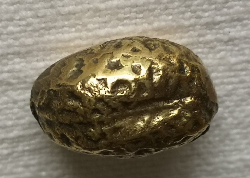 Nugget, vergoldet in Nussform Kaufen auf Ricardo