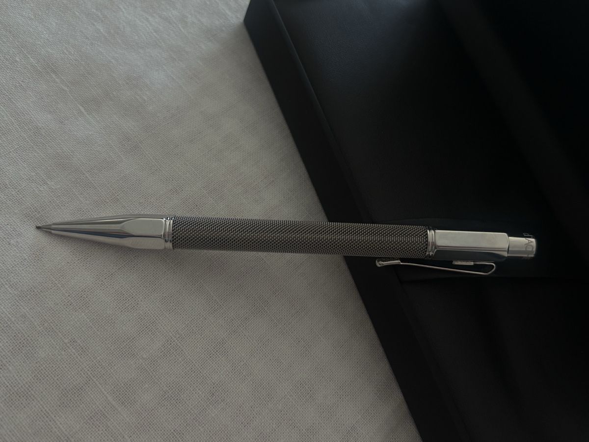 Caran D'Ache Penna & Evidenziatori: Caran D'Ache Varius Mechanical Pencil – Nuovo e nell'imballaggio originale da Lugano venduto da Edera49 2