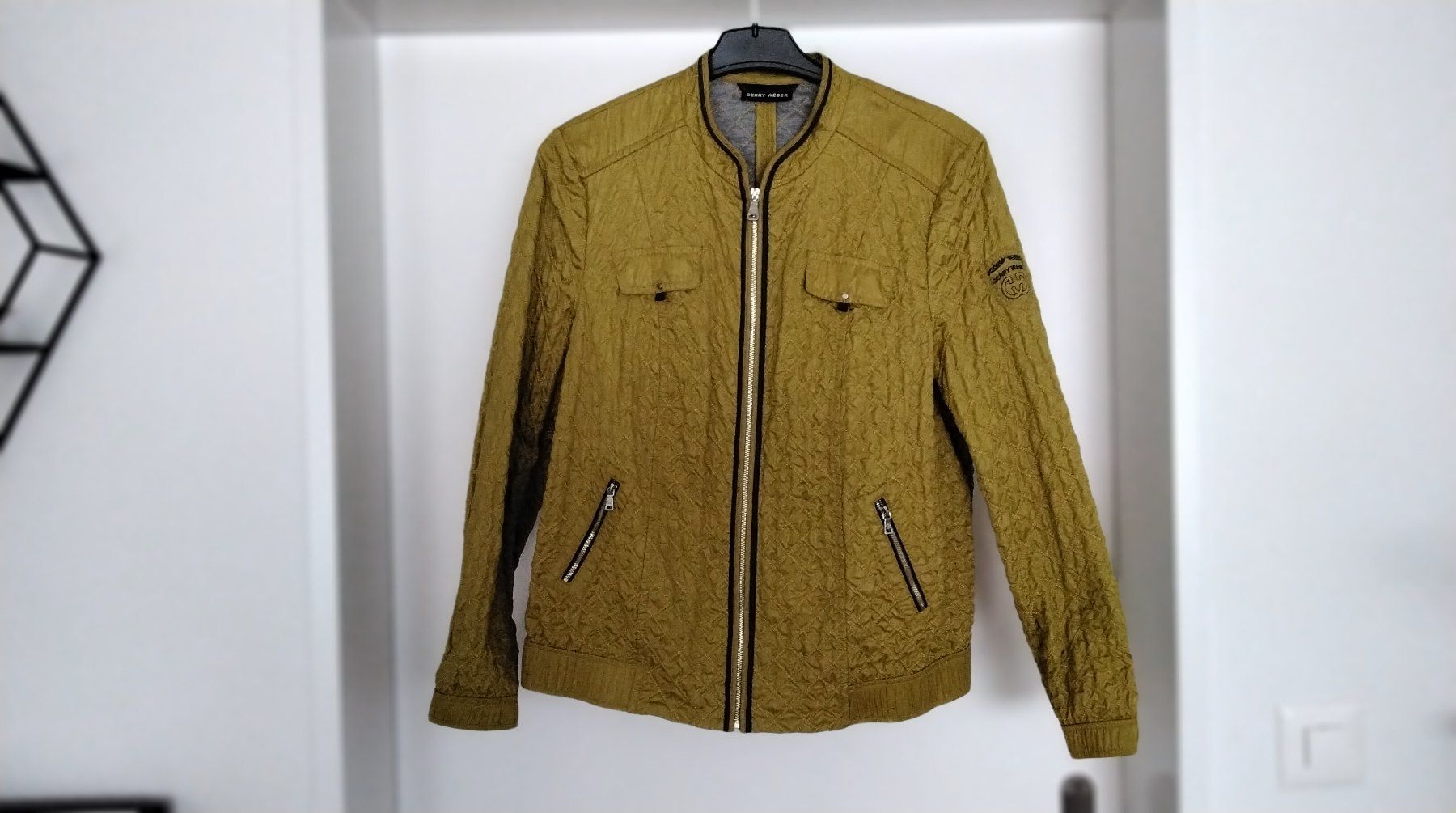 Gerry Weber Jacken: LEICHTE ,  JACKE  GERRY WEBER  gr. 42 – Gebraucht aus Steinhausen von pinu09