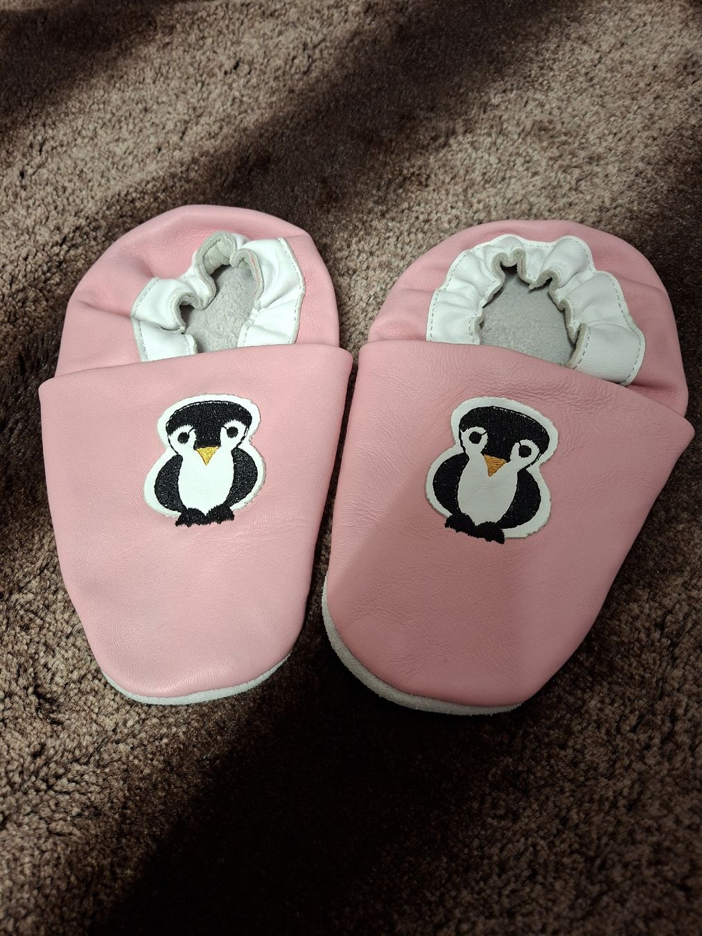 Schuhe für Mädchen: Gr 29 Echt Lederfinken Rosa mit Pinguin  – Gebraucht aus Reiden von eneiba 1