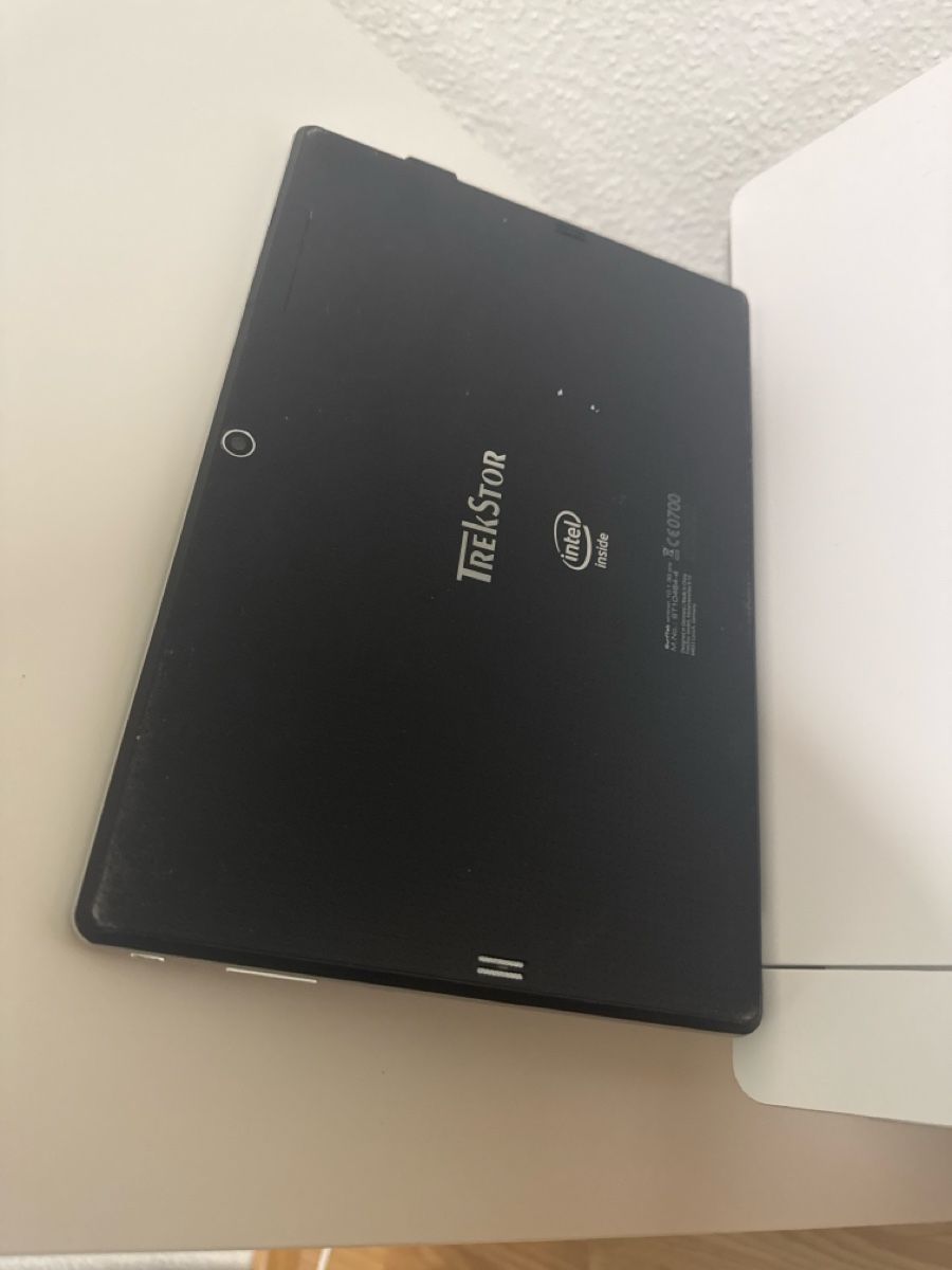Trekstor Tablet PC: Tablet TREKSTOR INTEL  – Defekt aus Riehen von M.S.DVD 6