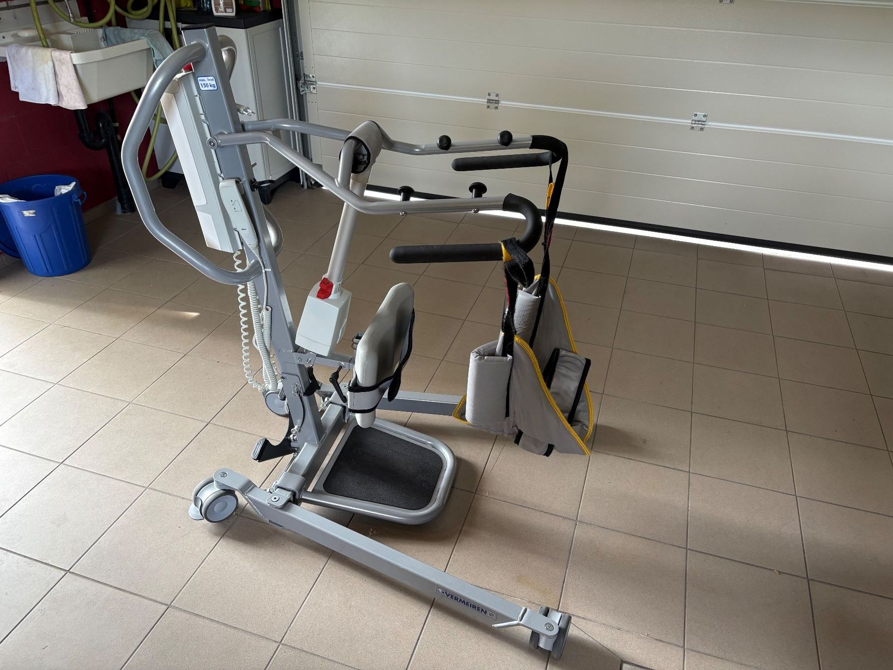 Balken: VERMEIREN Invaliden-Lift – Gebraucht aus Zuzwil SG von Zibu-3 1