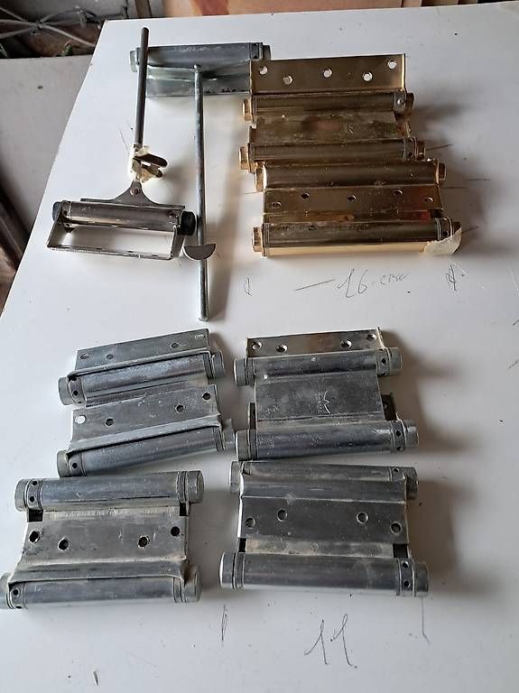 Alle Werkzeuge: Pz 8 cerniere chiudi porta a molla . – Gebraucht aus Figino von cau_pcd6 1