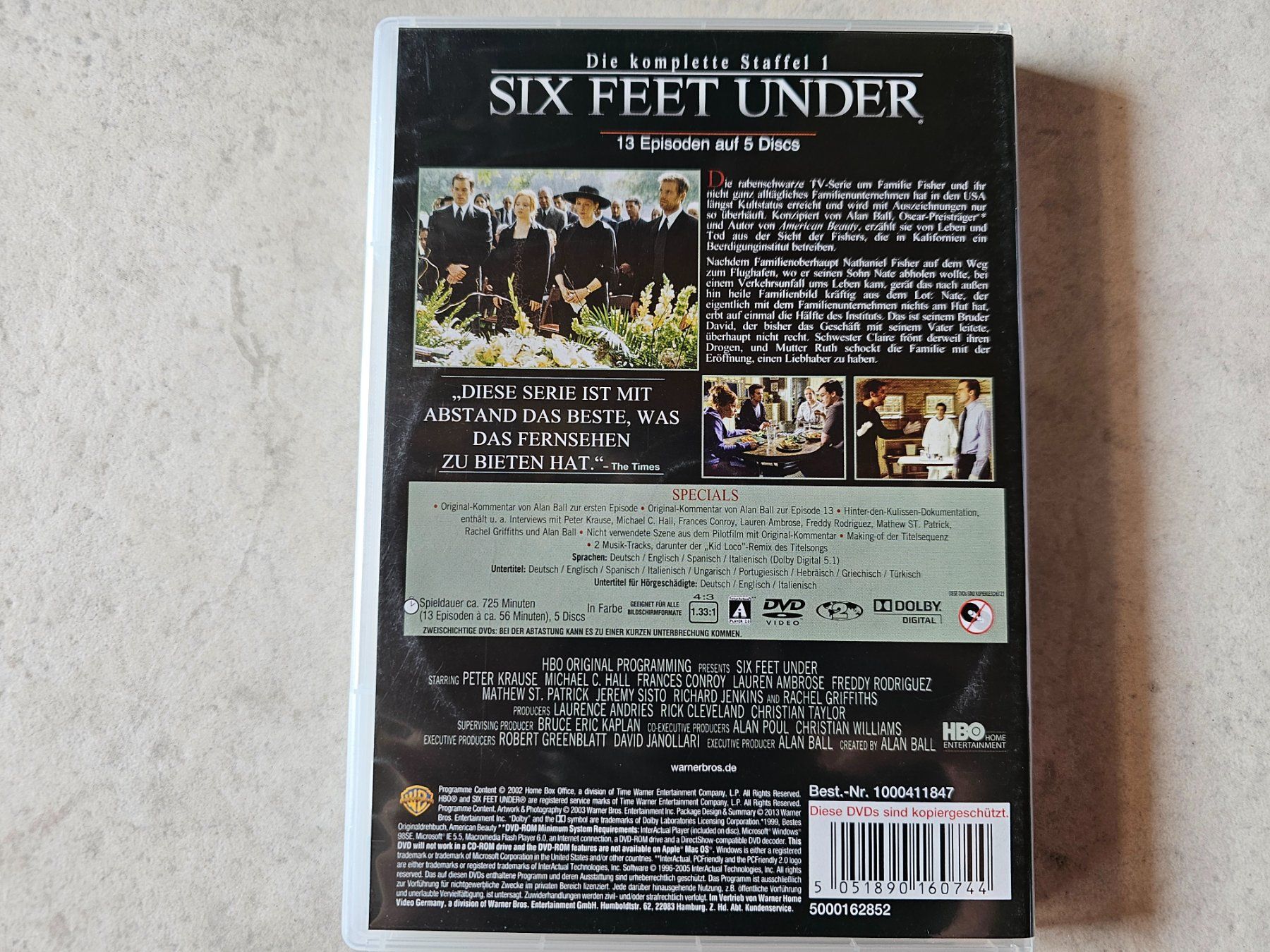 Tutti i DVDs: Six Feet Under - Gestorben wird immer / Komplette Staffel 1 – Usato da Schneisingen venduto da backstore24 1