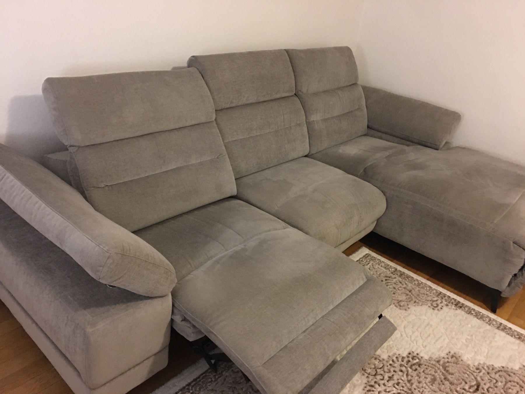 Divani: Schöne elektrische Sofa verstellbare Ecksofa 2.90 x 1.80 – Usato da Grenchen venduto da Tirana 3