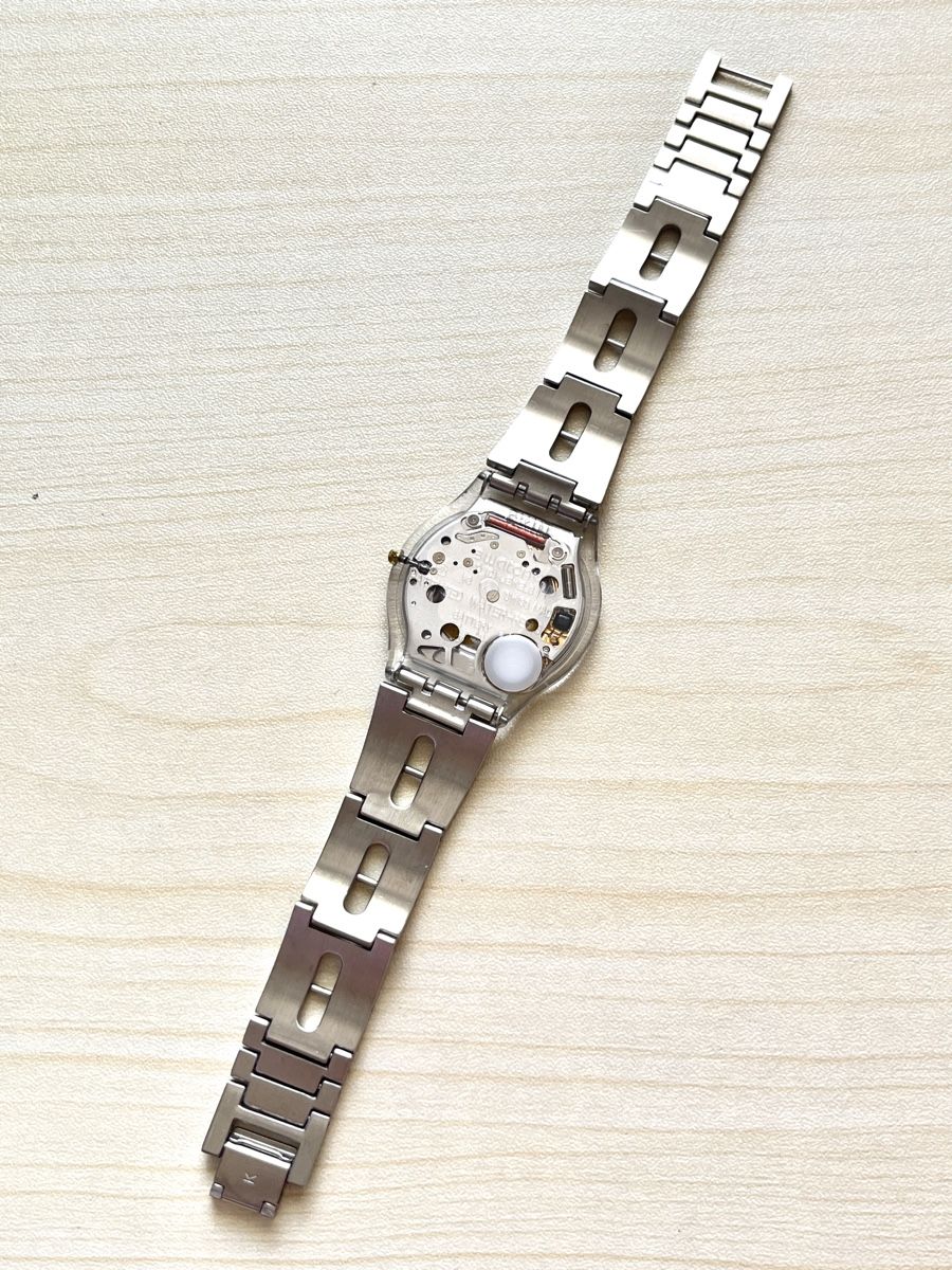 Swatch Uhren: Swatch Uhr transparent mit Metallband  – Gebraucht aus Grenchen von chththl 7