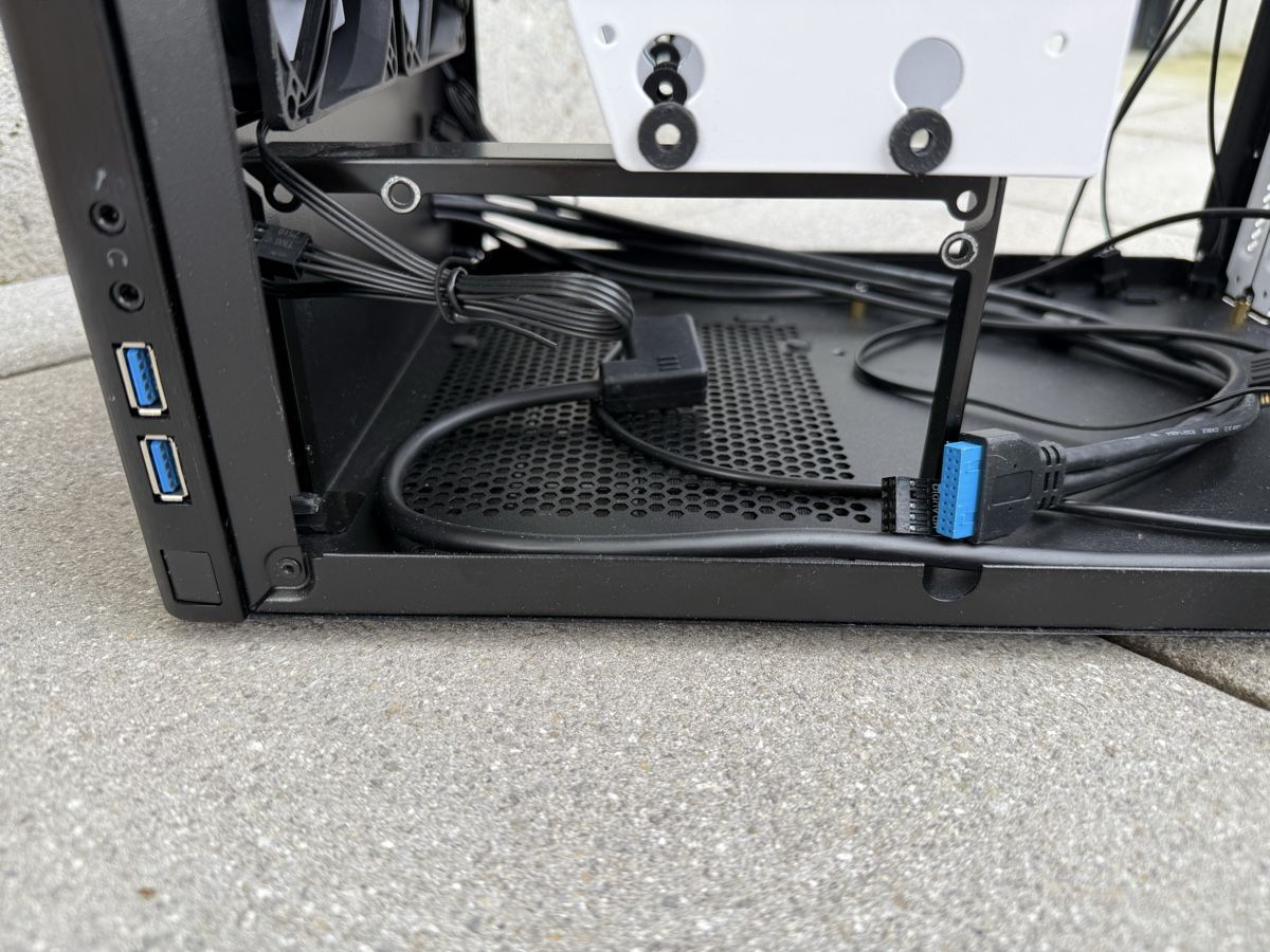 Fractal Custodie: Fractal Design Node 304 PC-Gehäuse Mini-ITX – Usato da Zürich venduto da aralex1 3