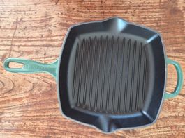 Le Creuset Grillpfanne Gusseisen Artichaut 26 cm NP: 205.-