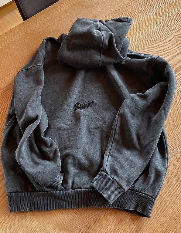 Maglioni & Felpe: Hoodie Pull & Bear Gr. M wie neu – Usato da Zweisimmen venduto da Mikat 1