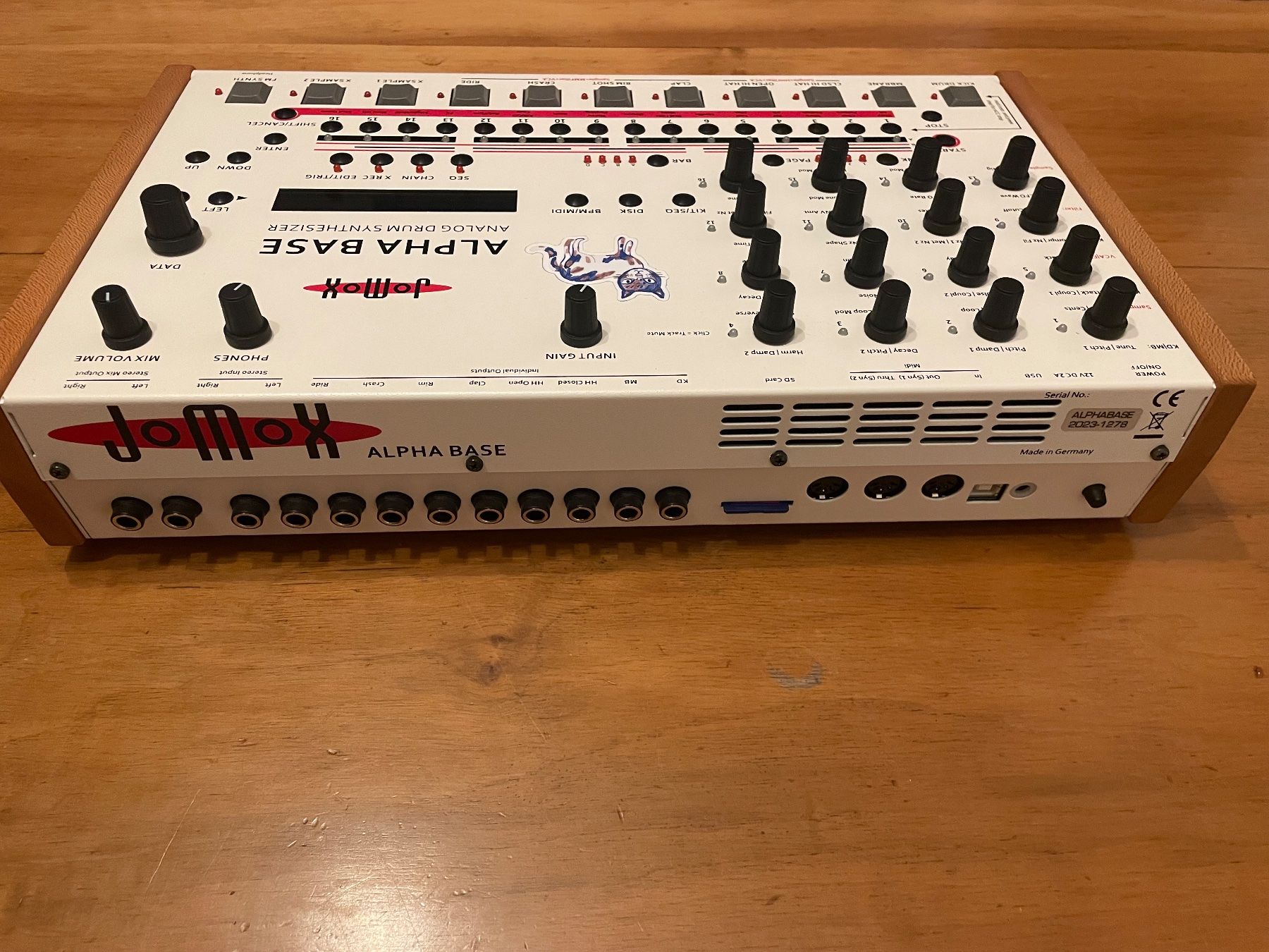 Jomox Musikinstrumente: Jomox Alpha Base – Gebraucht aus Winterthur von har_7lgk 1