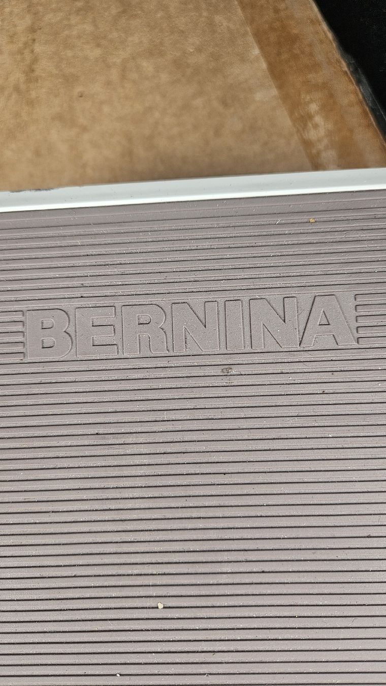Bernina Macchine da cucire: Bernina sewing machine foot pedal type 86 used condition – Usato da Sachseln venduto da laz_65cg 1