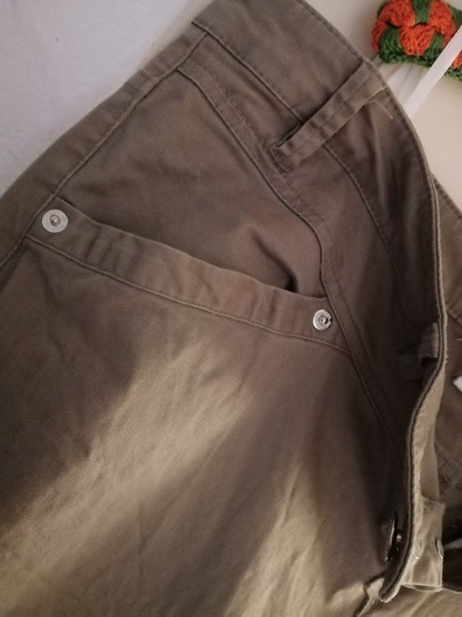 Lots de vêtements: Kleiderpacket Grösse 48 – D'occasion à Beringen par 16franz 3