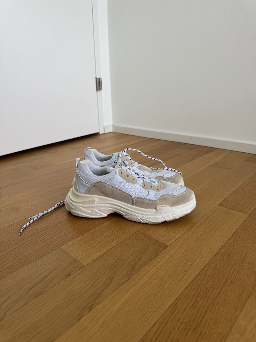 Chaussures femmes: Schuhe Grösse 38 – D'occasion à Zürich par lionsk