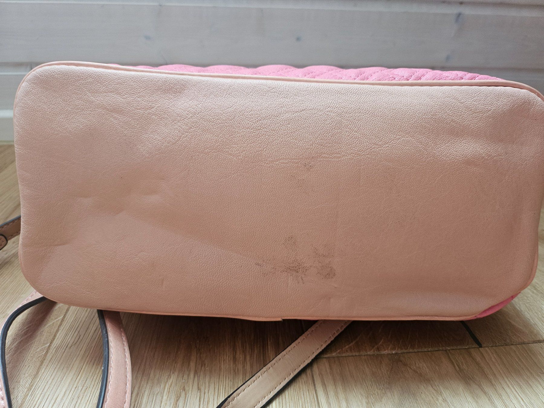 Guess Borse da donna: Guess Tasche – Usato da Kefikon TG venduto da Livline 7