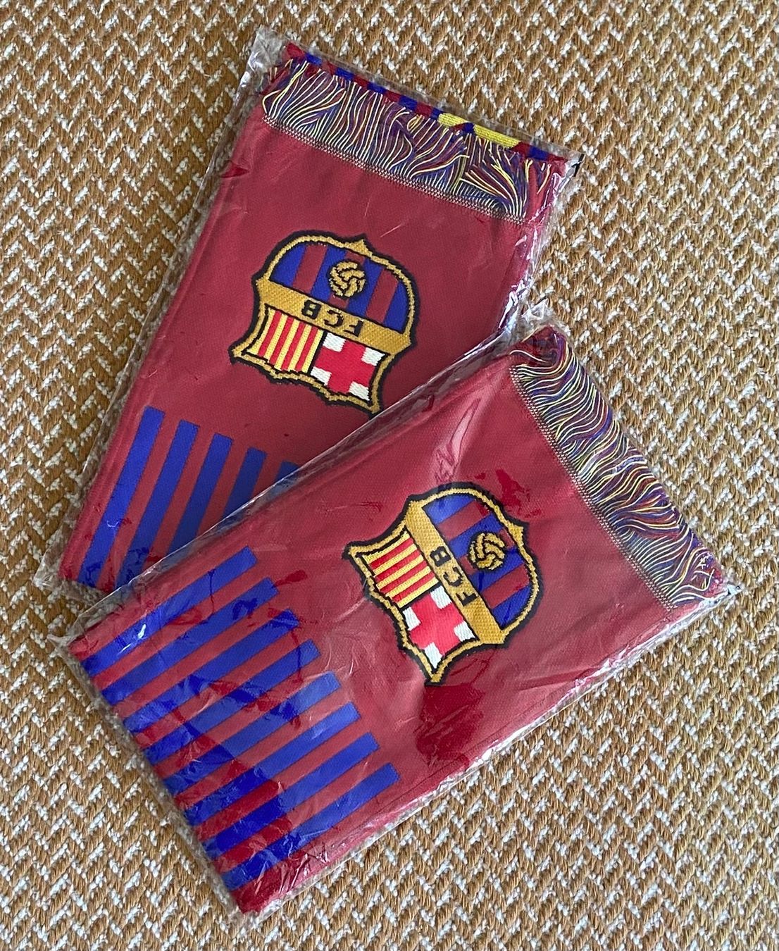 FC Barcelona Foulard & Sciarpe: FC Barcelona Fan-Schal – Nuovo e nell'imballaggio originale da Zürich venduto da a75 2