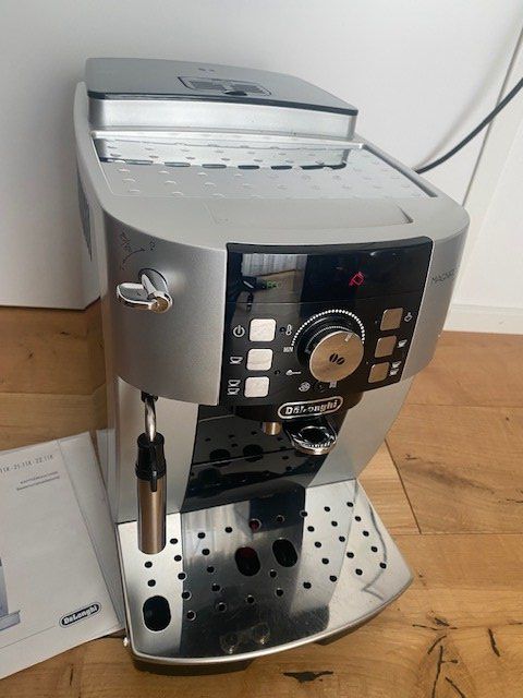 De'Longhi Macchine per caffè & Macchine per espresso: De'Longhi Magnifica S – Usato da Niederhasli venduto da Tigerproduct 4